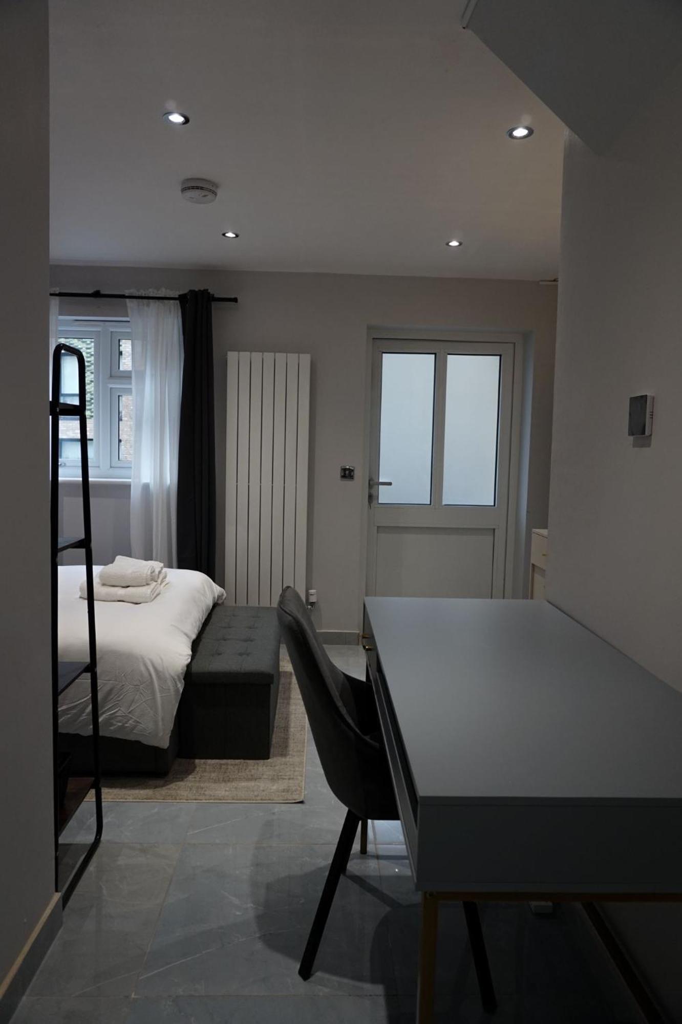 Luxury 5Bd Suite Guest House Londen Buitenkant foto